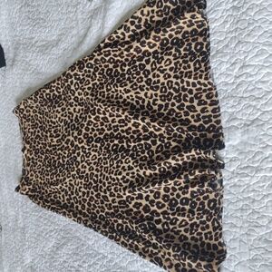 Leopard print midi skirt